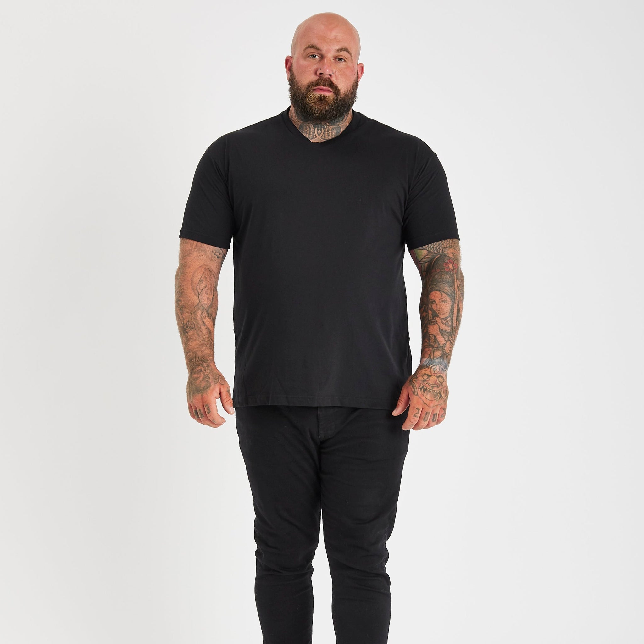 Load image into Gallery viewer, V-NECKS
