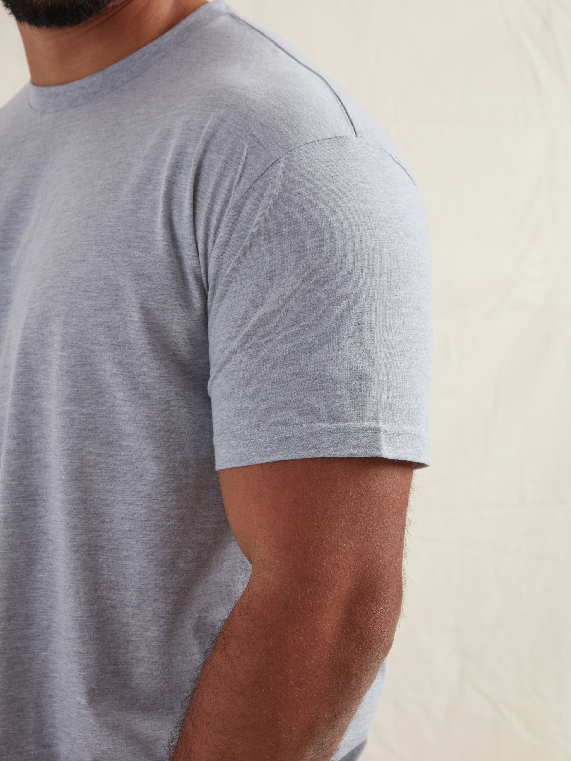 Load image into Gallery viewer, Tall Heather Grey Crew Neck T-Shirt
