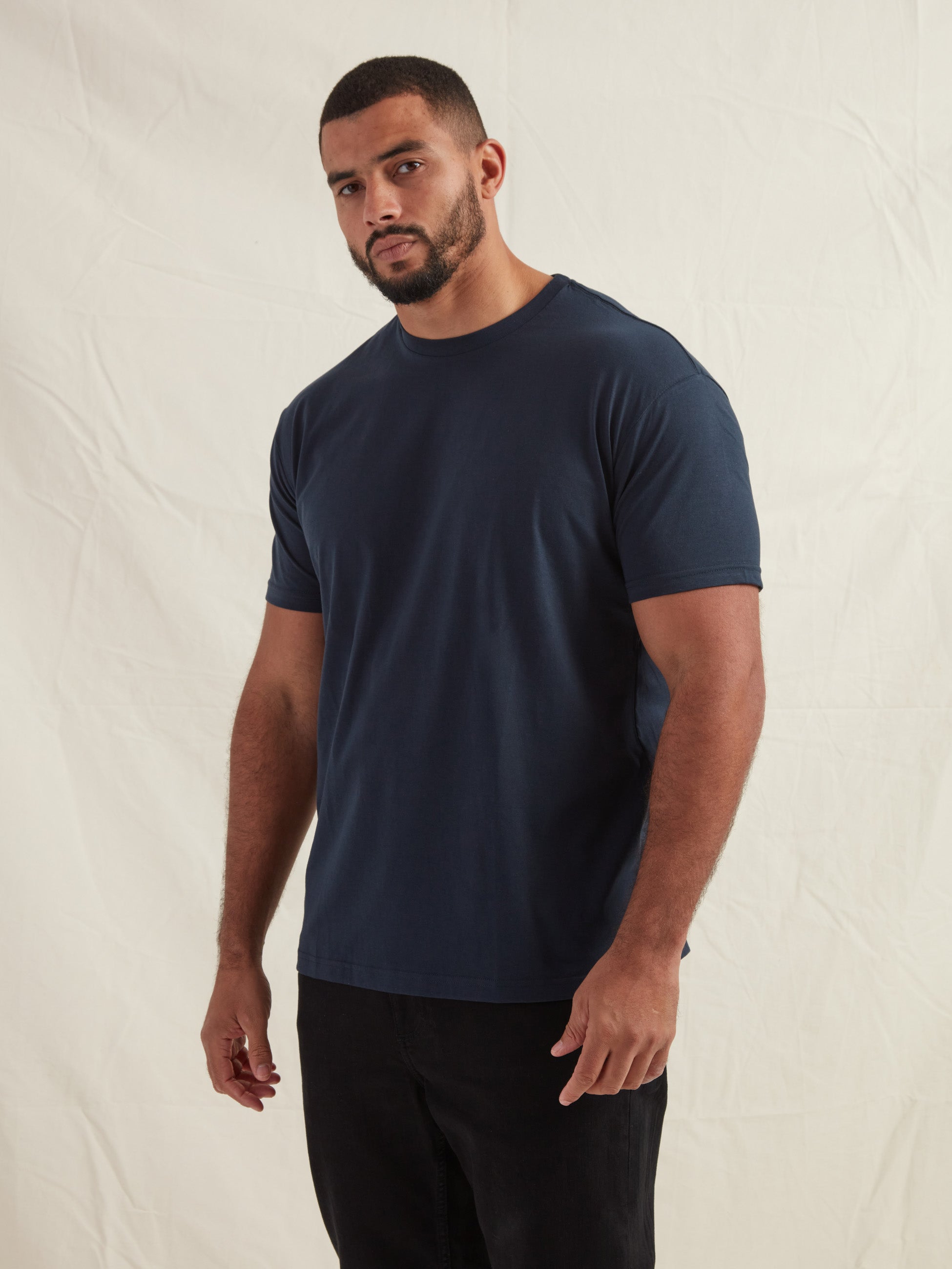Load image into Gallery viewer, Tall Navy Crew Neck T-Shirt
